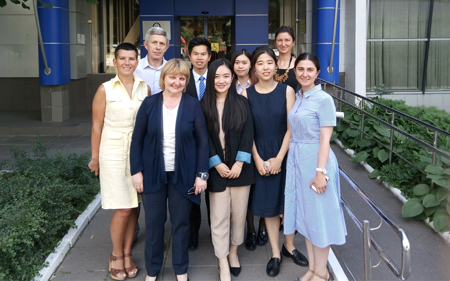 В конце июня студенты Гонконгского политехнического университета завершили прохождение стажировки в Институте МИРБИС