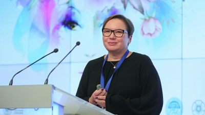 Елена Тябутова  Елена Тябутова